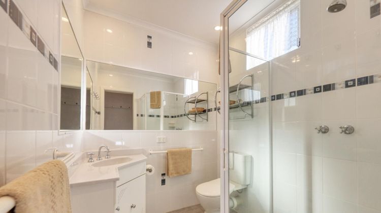 Tumut Farrington Motel Room
