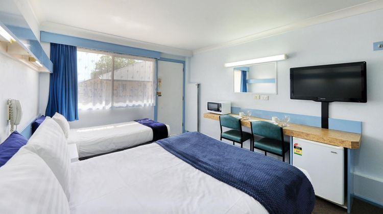 Tumut Farrington Motel Room