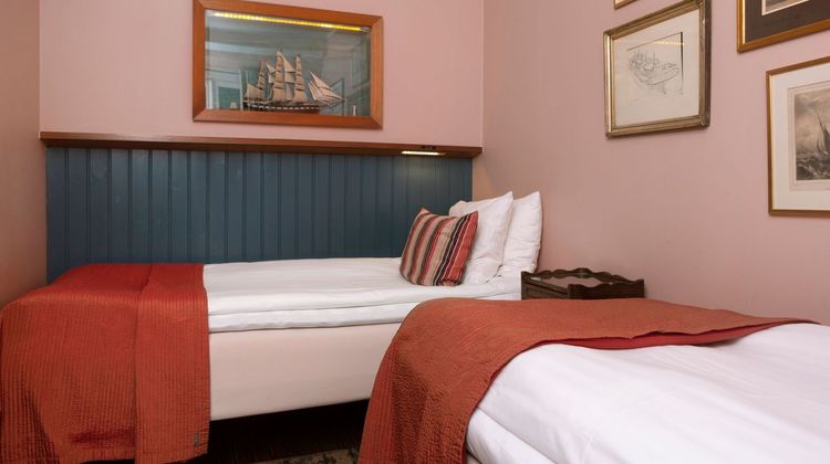 Lord Nelson Hotel Room