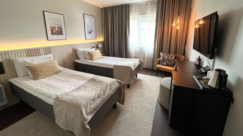 <b>Aquarius Hotel Room</b>. Images powered by <a href="https://www.leonardoworldwide.com/" title="Leonardo Worldwide" target="_blank">Leonardo</a>.