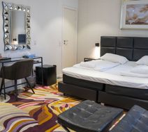 A Hotels City Room