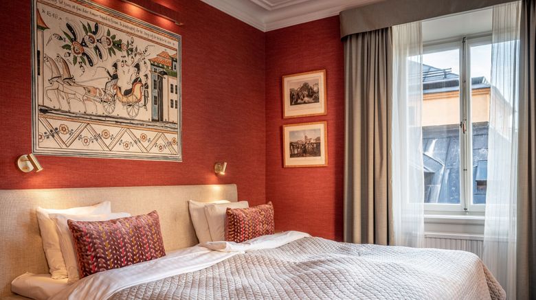 <b>Lady Hamilton Hotel Room</b>. Images powered by <a href="https://www.leonardoworldwide.com/" title="Leonardo Worldwide" target="_blank">Leonardo</a>.