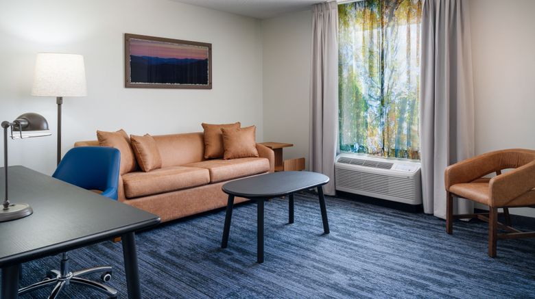 <b>Fairfield Inn/Suites Birmingham Bessemer Room</b>. Images powered by <a href="https://www.leonardoworldwide.com/" title="Leonardo Worldwide" target="_blank">Leonardo</a>.