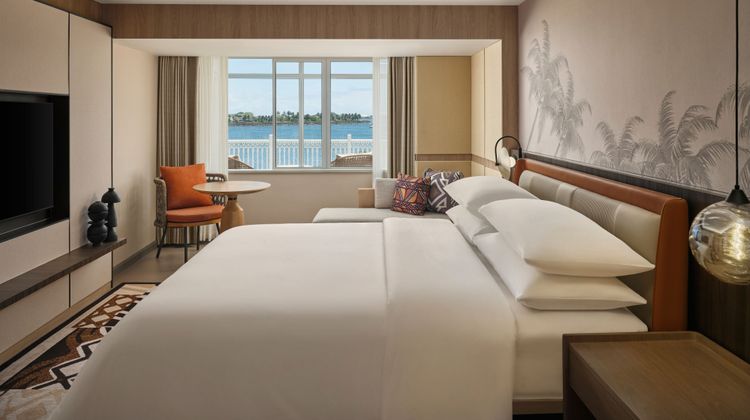 Sheraton Aggie Grey's Hotel & Bungalows Suite
