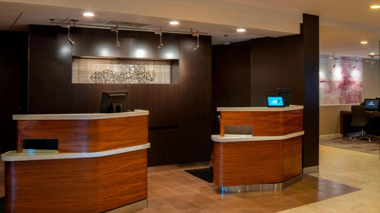 <b>Courtyard by Marriott Nashville Airport Lobby</b>. Images powered by <a href="https://www.leonardoworldwide.com/" title="Leonardo Worldwide" target="_blank">Leonardo</a>.