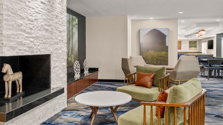 <b>Fairfield Inn & Suites Naperville/Aurora Lobby</b>. Images powered by <a href="https://www.leonardoworldwide.com/" title="Leonardo Worldwide" target="_blank">Leonardo</a>.