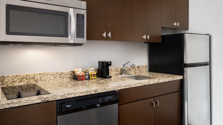 TownePlace Suites Champaign/Urbana Room