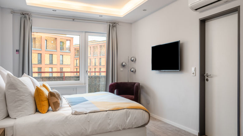 <b>Numa Frankfurt Oben Room</b>. Images powered by <a href="https://www.leonardoworldwide.com/" title="Leonardo Worldwide" target="_blank">Leonardo</a>.