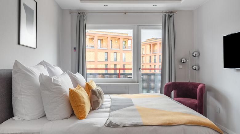 <b>Numa Frankfurt Oben Room</b>. Images powered by <a href="https://www.leonardoworldwide.com/" title="Leonardo Worldwide" target="_blank">Leonardo</a>.
