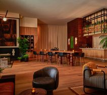 Hollywood Volume, Tribute Portfolio Lobby