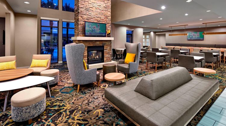 Residence Inn Los Angeles LAX/Manhattan Lobby
