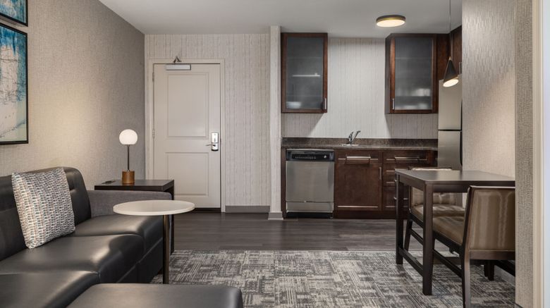 <b>Residence Inn Long Island Islip Room</b>. Images powered by <a href="https://www.leonardoworldwide.com/" title="Leonardo Worldwide" target="_blank">Leonardo</a>.