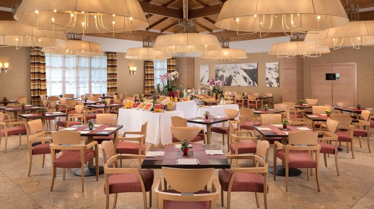 Sheraton Parco de' Medici Rome Hotel Restaurant
