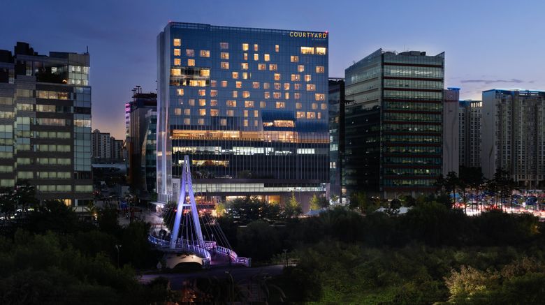 <b>Courtyard by Marriott Seoul Pangyo Exterior</b>. Images powered by <a href="https://www.leonardoworldwide.com/" title="Leonardo Worldwide" target="_blank">Leonardo</a>.