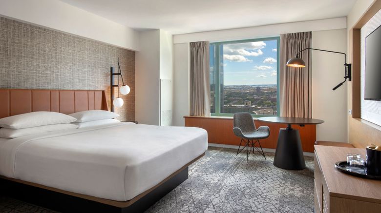 <b>Sheraton Boston Hotel Room</b>. Images powered by <a href="https://www.leonardoworldwide.com/" title="Leonardo Worldwide" target="_blank">Leonardo</a>.