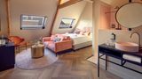<b>The Anthony Hotel Room</b>. Images powered by <a href="https://www.leonardoworldwide.com/" title="Leonardo Worldwide" target="_blank">Leonardo</a>.
