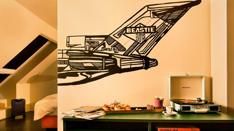JAMS Music Hotel Room