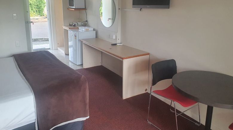 <b>Ascot Epsom Motel Room</b>. Images powered by <a href="https://www.leonardoworldwide.com/" title="Leonardo Worldwide" target="_blank">Leonardo</a>.