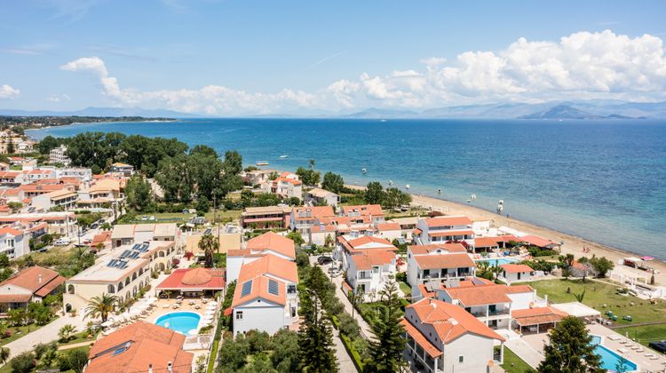 Konstantina Apartments Exterior