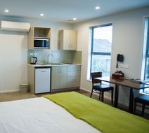 850 Cameron Motel Room