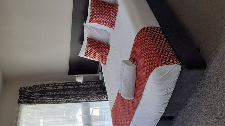 <b>Dunedin Palms Motel Room</b>. Images powered by <a href="https://www.leonardoworldwide.com/" title="Leonardo Worldwide" target="_blank">Leonardo</a>.