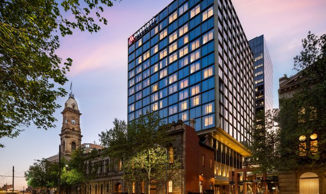 Adelaide Marriott Hotel Exterior