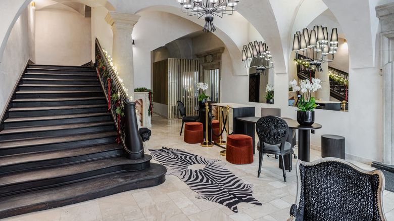 <b>Unicus Palace Hotel Lobby</b>. Images powered by <a href="https://www.leonardoworldwide.com/" title="Leonardo Worldwide" target="_blank">Leonardo</a>.