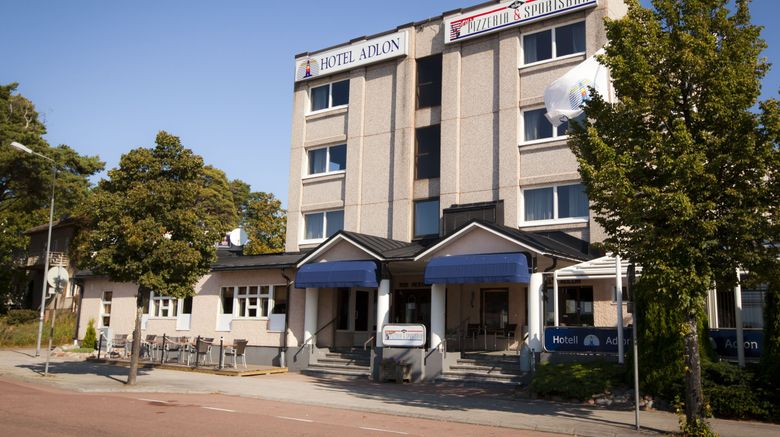 <b>Adlon Hotel Exterior</b>. Images powered by <a href="https://www.leonardoworldwide.com/" title="Leonardo Worldwide" target="_blank">Leonardo</a>.