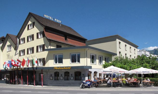 Hotel Post Exterior