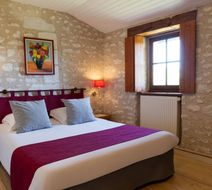 Hotel The Originals Pigeonnier du Perron Exterior