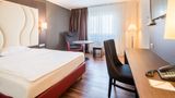 Airways Hotel Frankfurt Airport West Room