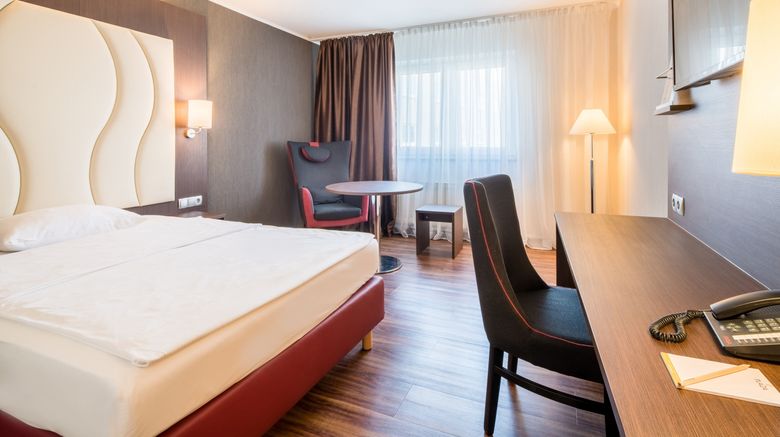<b>Airways Hotel Frankfurt Airport West Room</b>. Images powered by <a href="https://www.leonardoworldwide.com/" title="Leonardo Worldwide" target="_blank">Leonardo</a>.