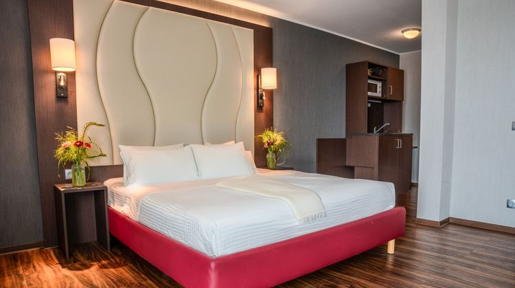 Airways Hotel Frankfurt Airport West Room