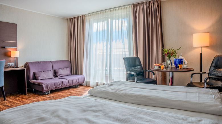 <b>Airways Hotel Frankfurt Airport West Room</b>. Images powered by <a href="https://www.leonardoworldwide.com/" title="Leonardo Worldwide" target="_blank">Leonardo</a>.