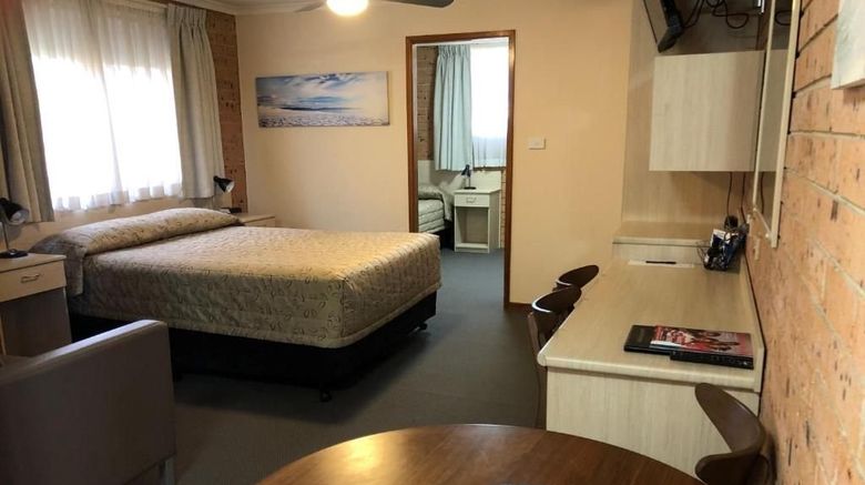 <b>Cardiff Motor Inn Room</b>. Images powered by <a href="https://www.leonardoworldwide.com/" title="Leonardo Worldwide" target="_blank">Leonardo</a>.