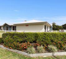 Beachside Boutique Motel Exterior