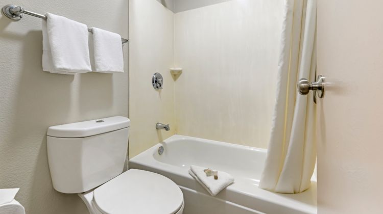 Red Roof Inn Washington DC - Laurel Room