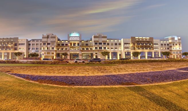 The Metropolitan Hotel Dubai Exterior