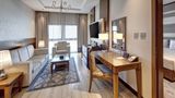 The Metropolitan Hotel Dubai Room