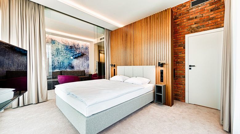 <b>The Loom Hotel Lodz Room</b>. Images powered by <a href="https://www.leonardoworldwide.com/" title="Leonardo Worldwide" target="_blank">Leonardo</a>.