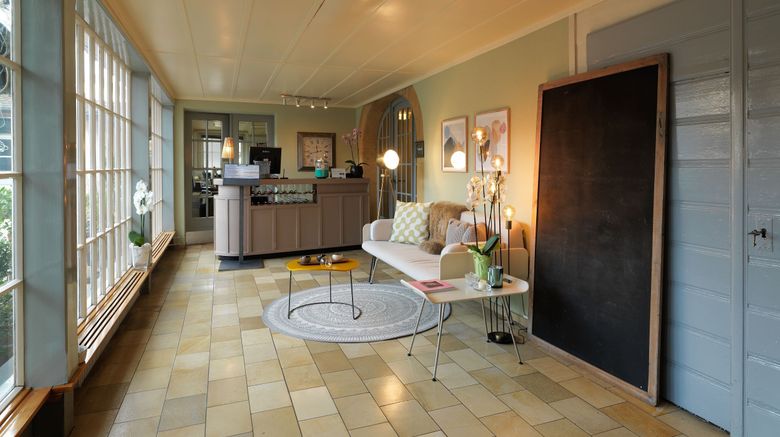 <b>Hotel Bad Muntelier am See Lobby</b>. Images powered by <a href="https://www.leonardoworldwide.com/" title="Leonardo Worldwide" target="_blank">Leonardo</a>.