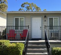 Clear Lake Cottages & Marina Room