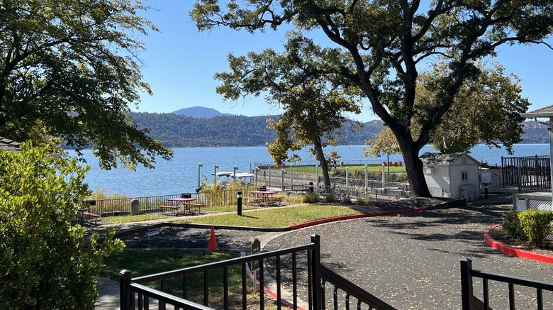 <b>Clear Lake Cottages & Marina Room</b>. Images powered by <a href="https://www.leonardoworldwide.com/" title="Leonardo Worldwide" target="_blank">Leonardo</a>.