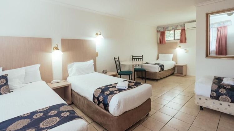 Coffs Windmill Motel Room