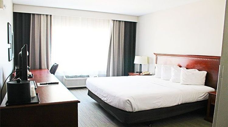Independence Stay Hotel and Suites Room