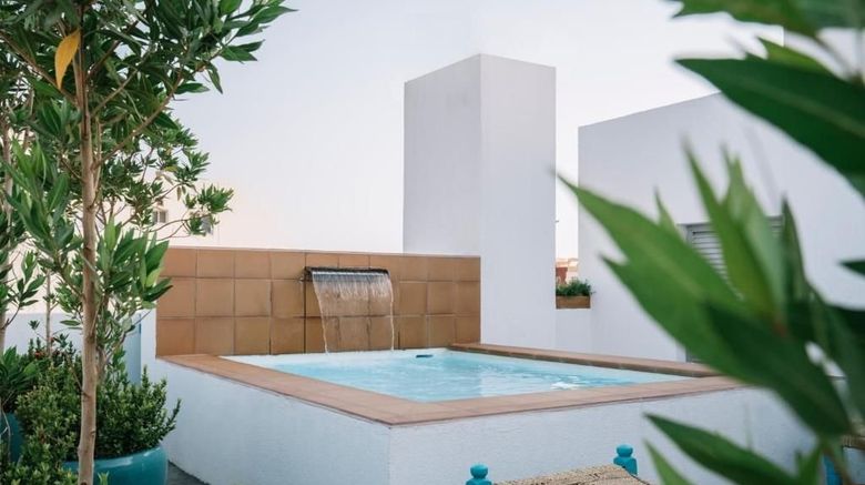 <b>Dara Al Yamamah Hotel-Earlier Nuzl Shada Pool</b>. Images powered by <a href="https://www.leonardoworldwide.com/" title="Leonardo Worldwide" target="_blank">Leonardo</a>.