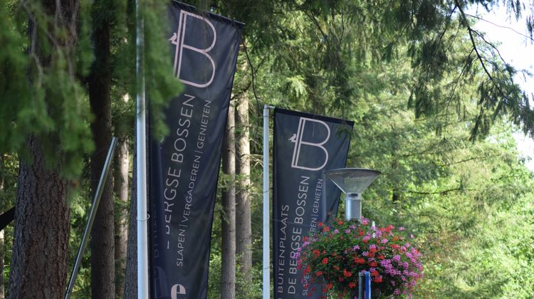 Hotel Bergse Bossen Exterior