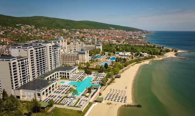 Secrets Sunny Beach Resort & Spa Exterior