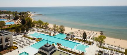 Secrets Sunny Beach Resort & Spa Exterior