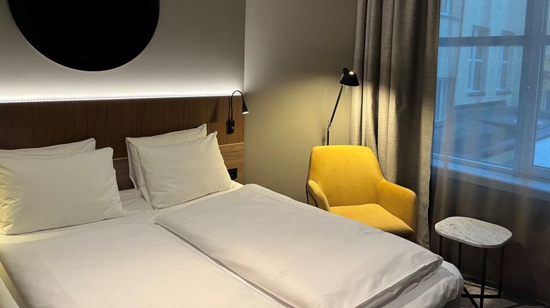 <b>Karl Johan Hotel Room</b>. Images powered by <a href="https://www.leonardoworldwide.com/" title="Leonardo Worldwide" target="_blank">Leonardo</a>.
